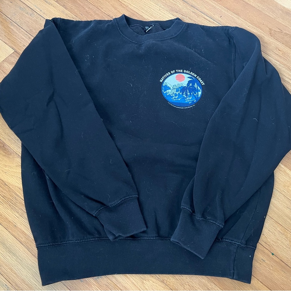Brandy Melville Crewneck Natives of the Gold Coast
